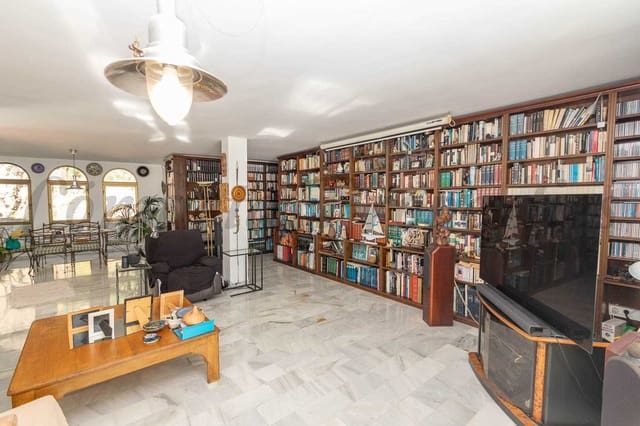 3 sypialnia Dom szeregowy na sprzedaż w Torrox-Costa, Torrox z basenem garażem - 880 000 € (Ref: 10075757)