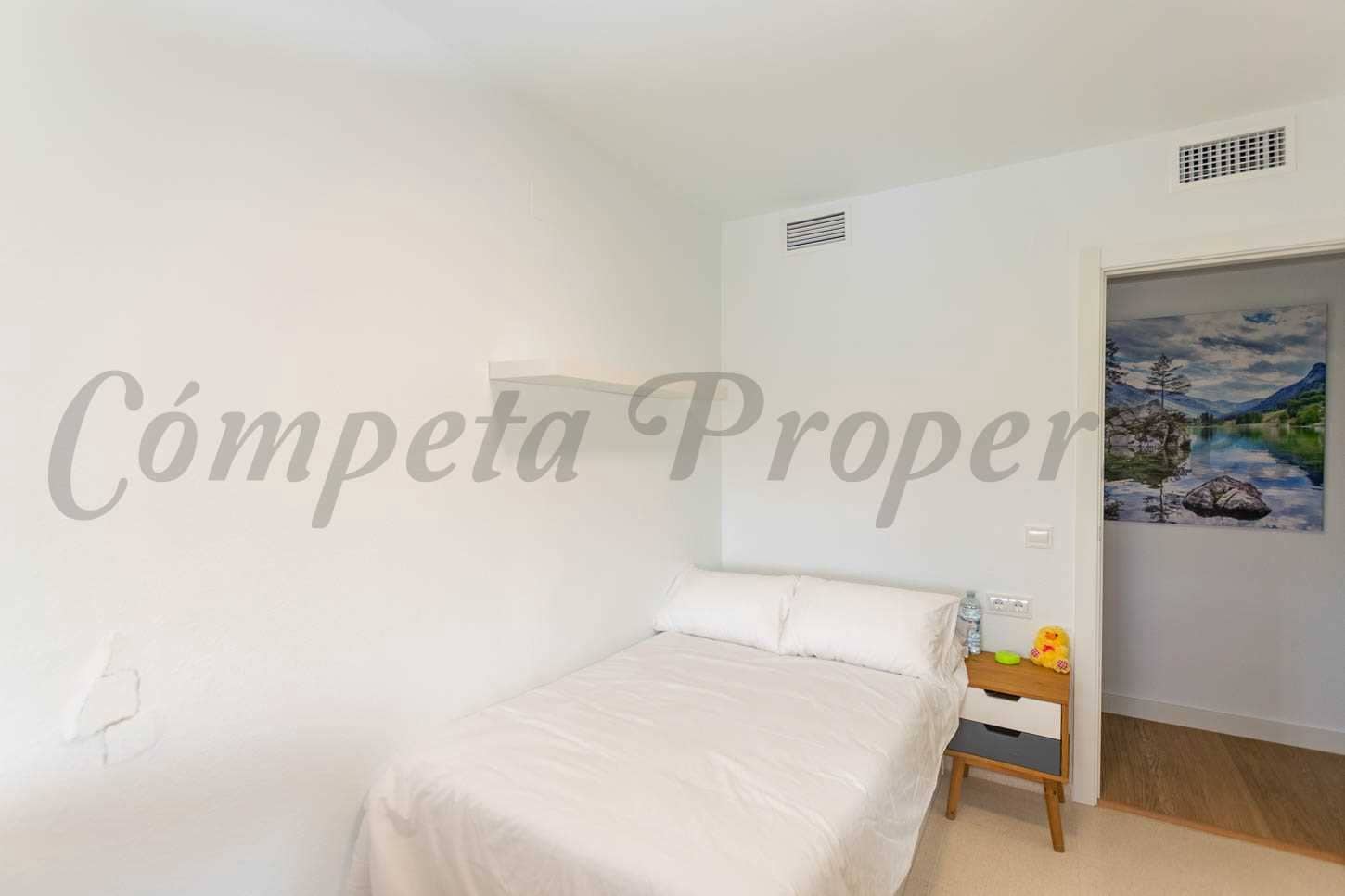 3 slaapkamer Appartement voor vakantieverhuur in Malaga stad met zwembad - € 1.100 (Ref: 10075758)