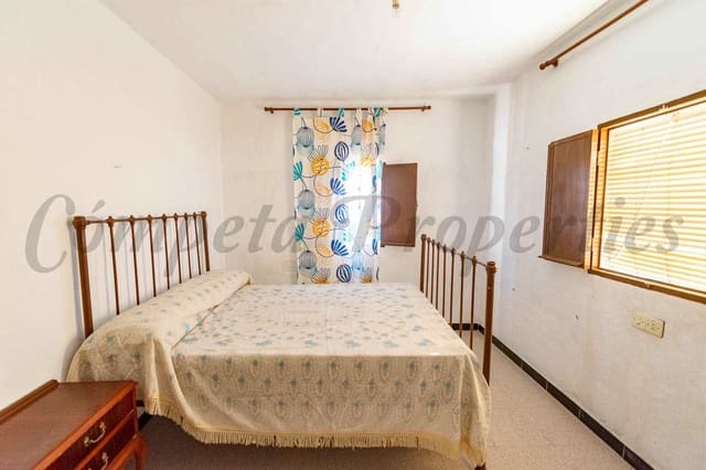 3 bedroom Finca/Country House for sale in Canillas de Albaida with garage - € 350,000 (Ref: 10075759)