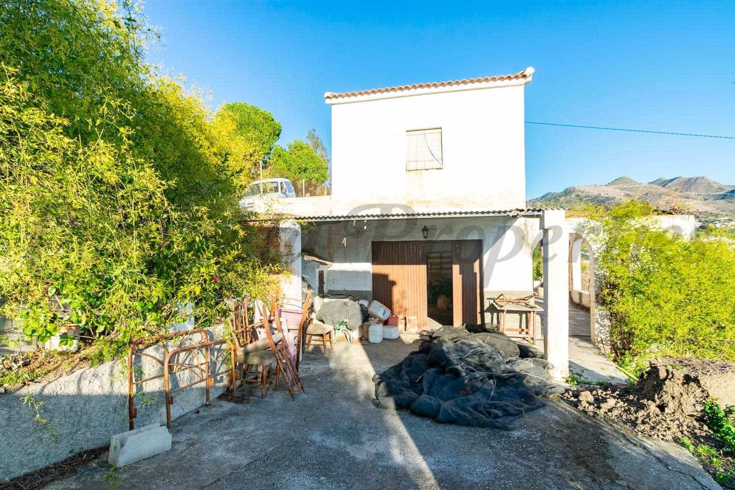 3 chambre Finca/Maison de Campagne à vendre à Canillas de Albaida avec garage - 350 000 € (Ref: 10075759)