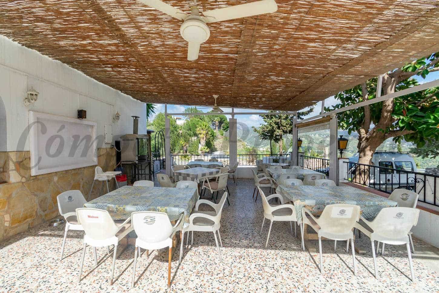 6 bedroom Finca/Country House for sale in Competa with garage - € 595,000 (Ref: 10075760)