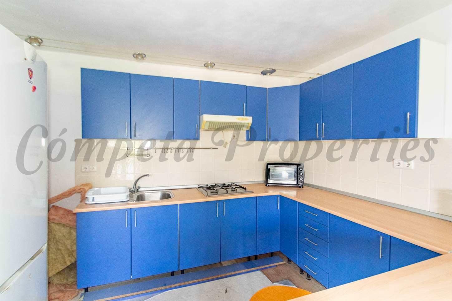 6 bedroom Finca/Country House for sale in Competa with garage - € 595,000 (Ref: 10075760)