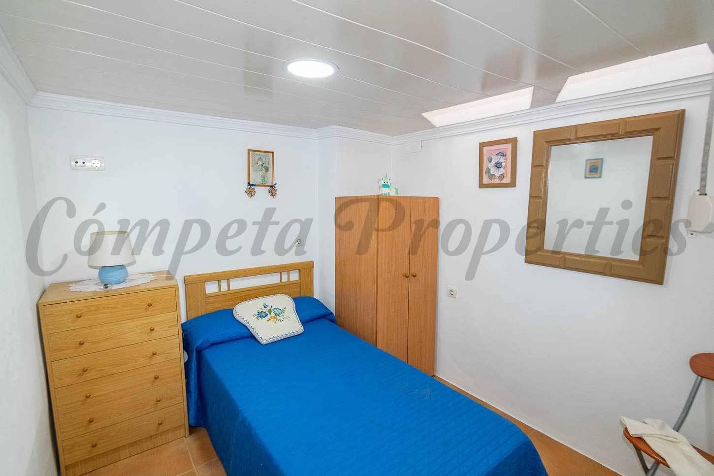 3 soverom Leilighet til leie i Torrox-Costa med svømmebasseng - € 800 (Ref: 10075761)