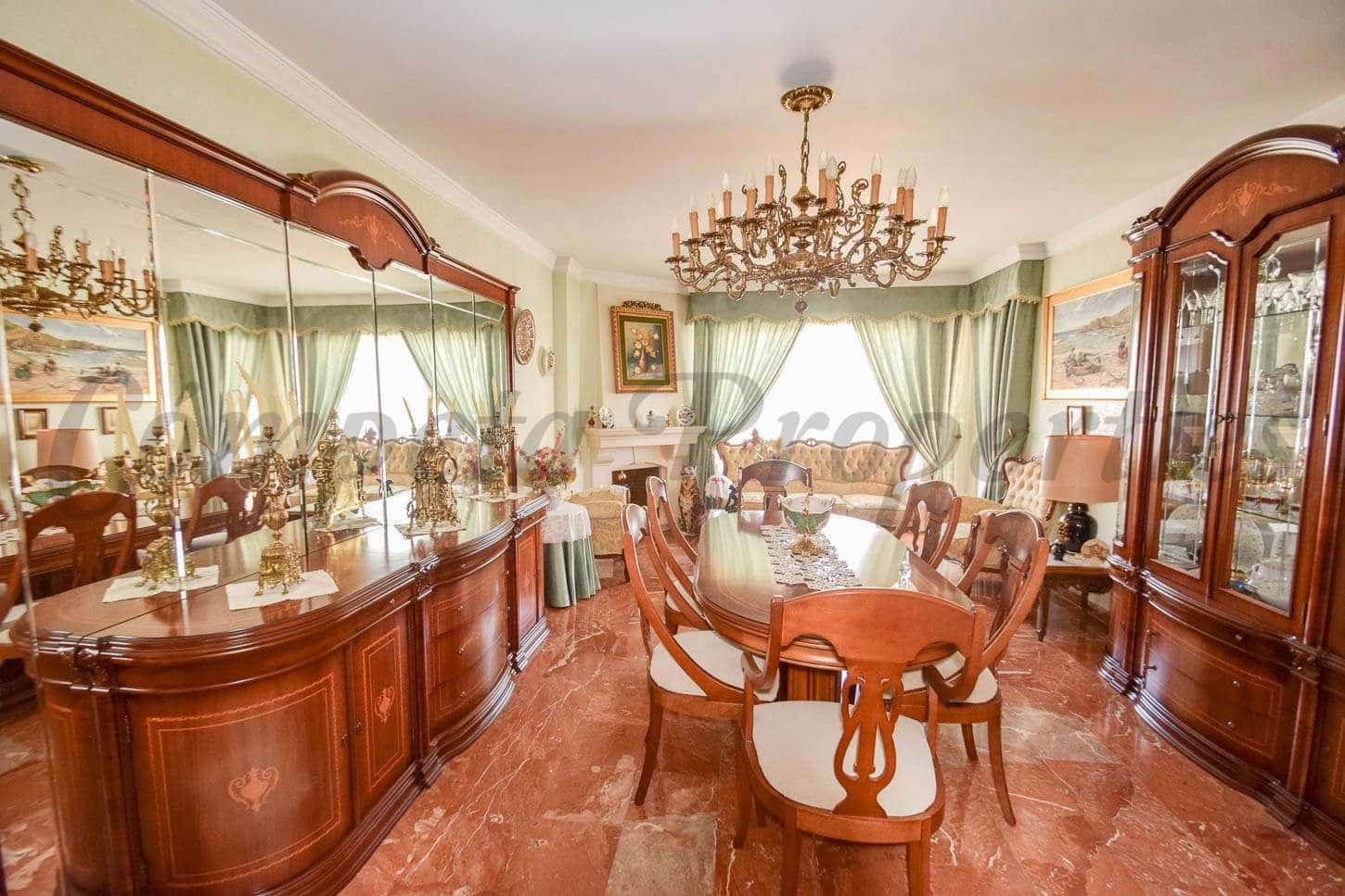 2 soveværelse Lejlighed til leje i El Morche - € 750 (Ref: 10075764)