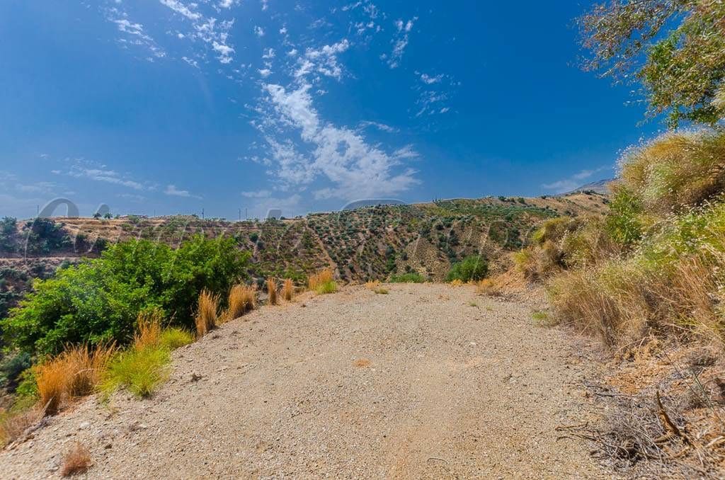 Mark till salu i Sedella - 30 000 € (Ref: 10075766)