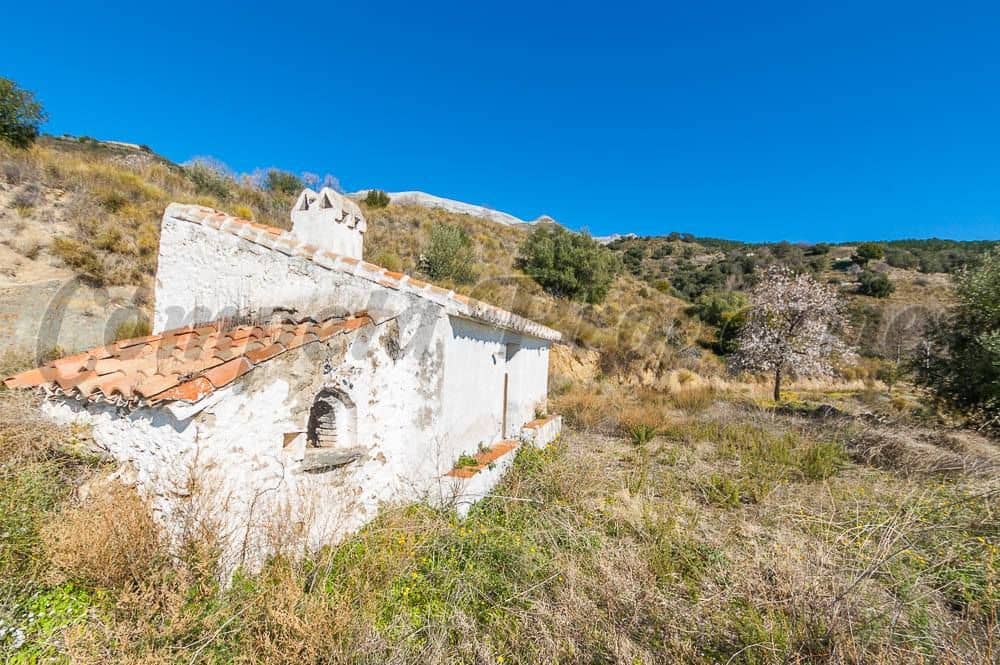 Ubebygd land til salgs i Sedella - € 180 000 (Ref: 10075768)