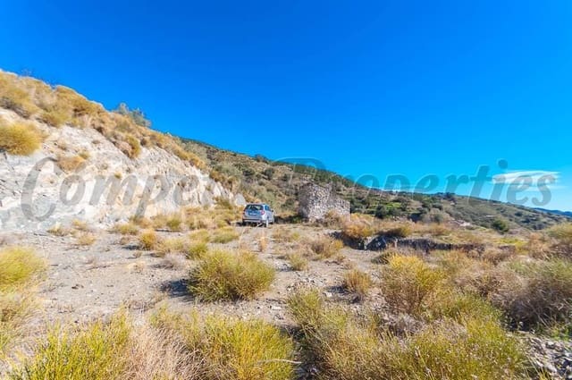 Grunde uden byggetilladelser til salg i Sedella - € 180.000 (Ref: 10075768)