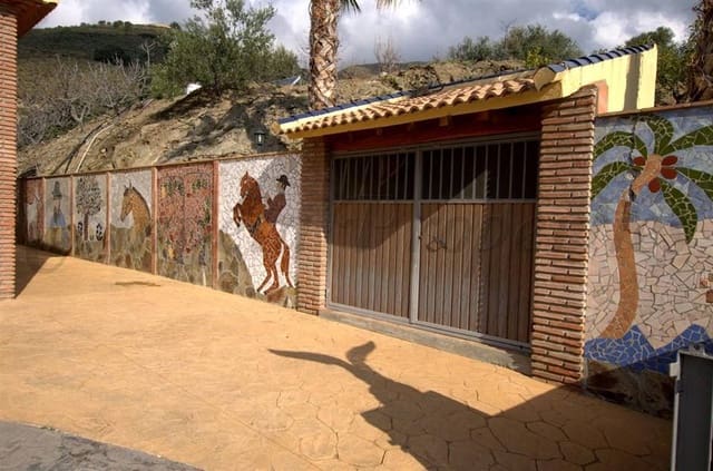 5 soverom Finca/Herregård til leie i Sedella med svømmebasseng - € 2 500 (Ref: 10075775)