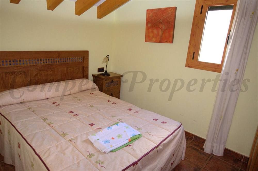 5 sovrum Finca/Hus på landet för semesterbostäder i Sedella med pool - 2 200 € (Ref: 10075776)