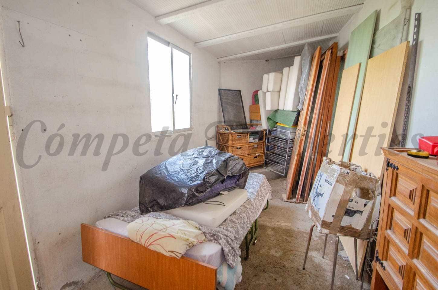 Finca/Landehus til salg i Canillas de Albaida med swimmingpool - € 119.900 (Ref: 10075784)