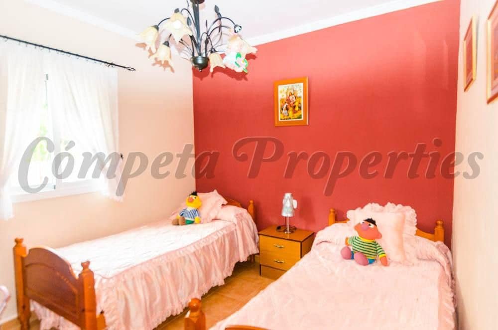 3 chambre Finca/Maison de Campagne à vendre à Canillas de Albaida - 295 000 € (Ref: 10075785)