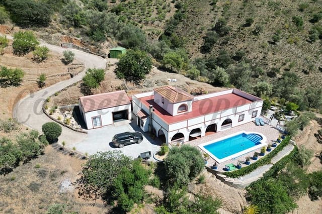 4 sovrum Finca/Hus på landet till salu i Sedella med pool garage - 415 000 € (Ref: 10075798)