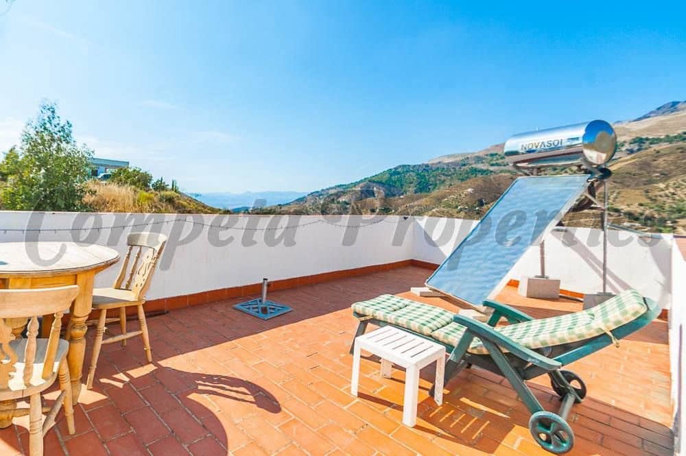 2 bedroom Finca/Country House for sale in Sedella with pool garage - € 250,000 (Ref: 10075800)