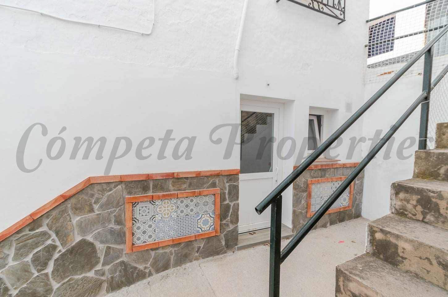 3 sovrum Lägenhet att hyra i Competa - 1 125 € (Ref: 10075810)