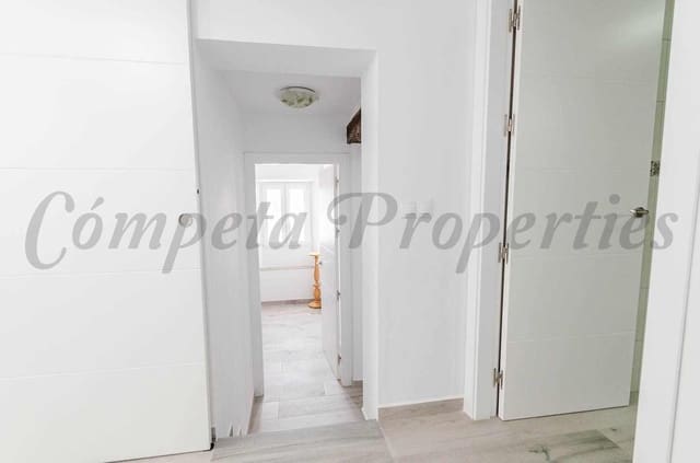 Apartamento de 3 habitaciones en Cómpeta en venta - 169.000 € (Ref: 10075811)