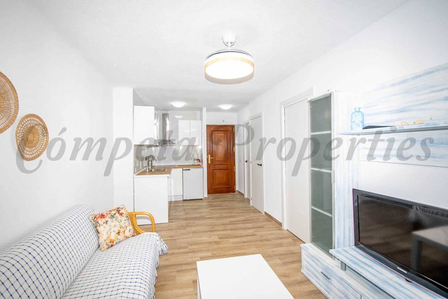 1 soverom Leilighet til leie i Torrox-Costa med svømmebasseng - € 720 (Ref: 10075812)