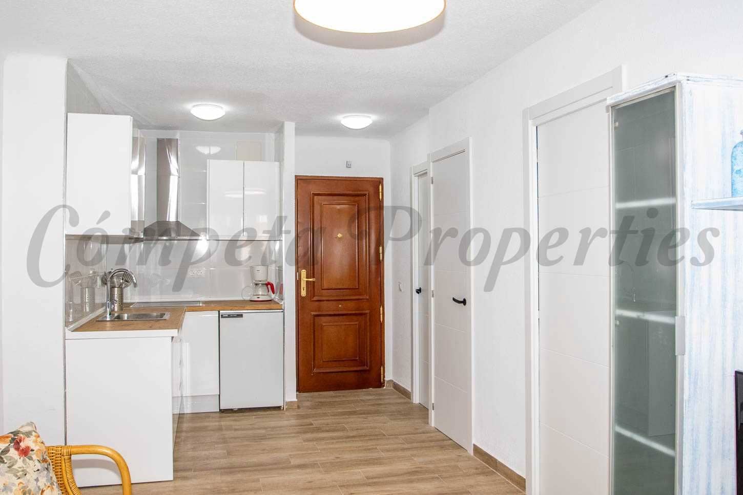 1 soverom Leilighet til leie i Torrox-Costa med svømmebasseng - € 720 (Ref: 10075812)