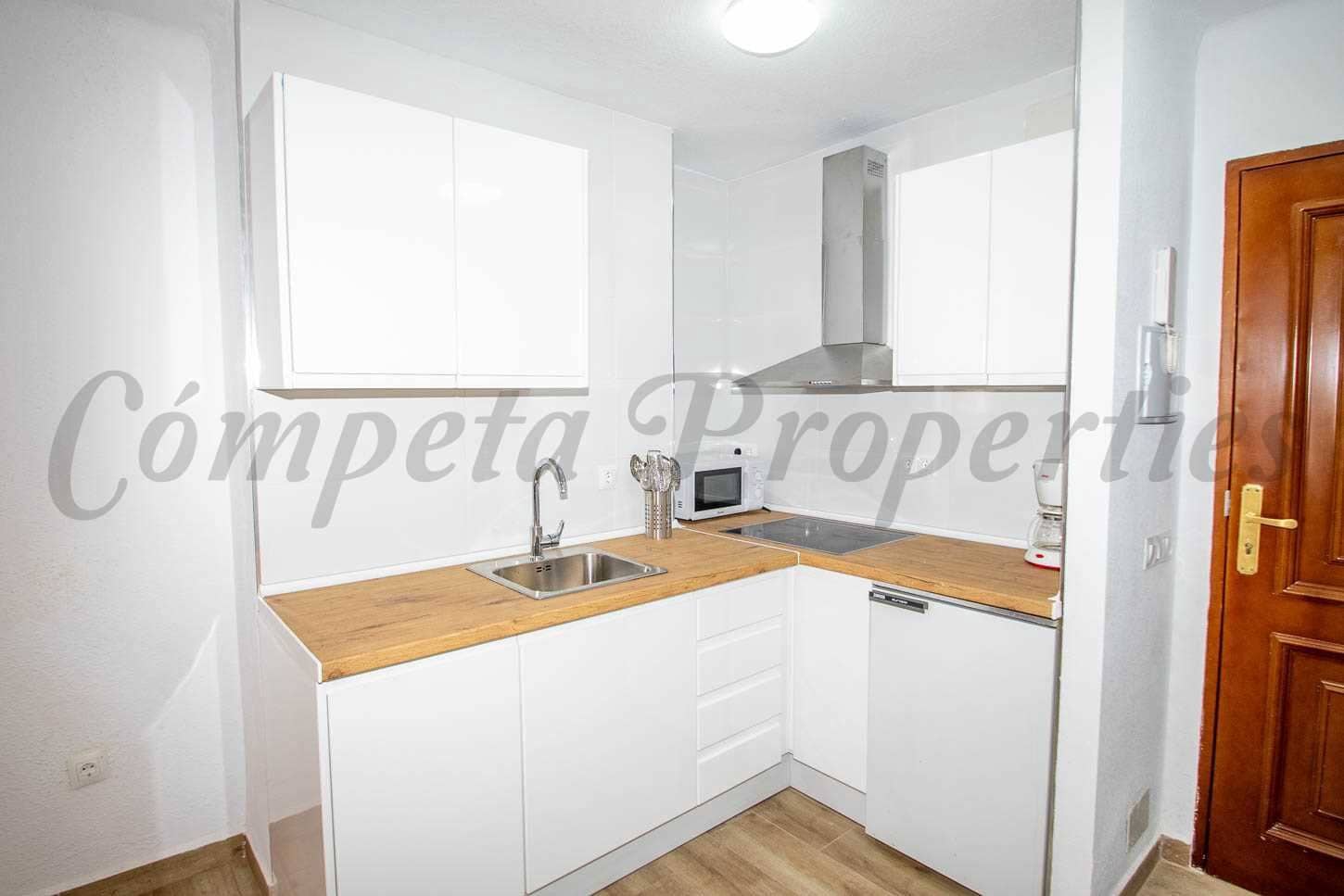 1 soverom Leilighet til leie i Torrox-Costa med svømmebasseng - € 720 (Ref: 10075812)