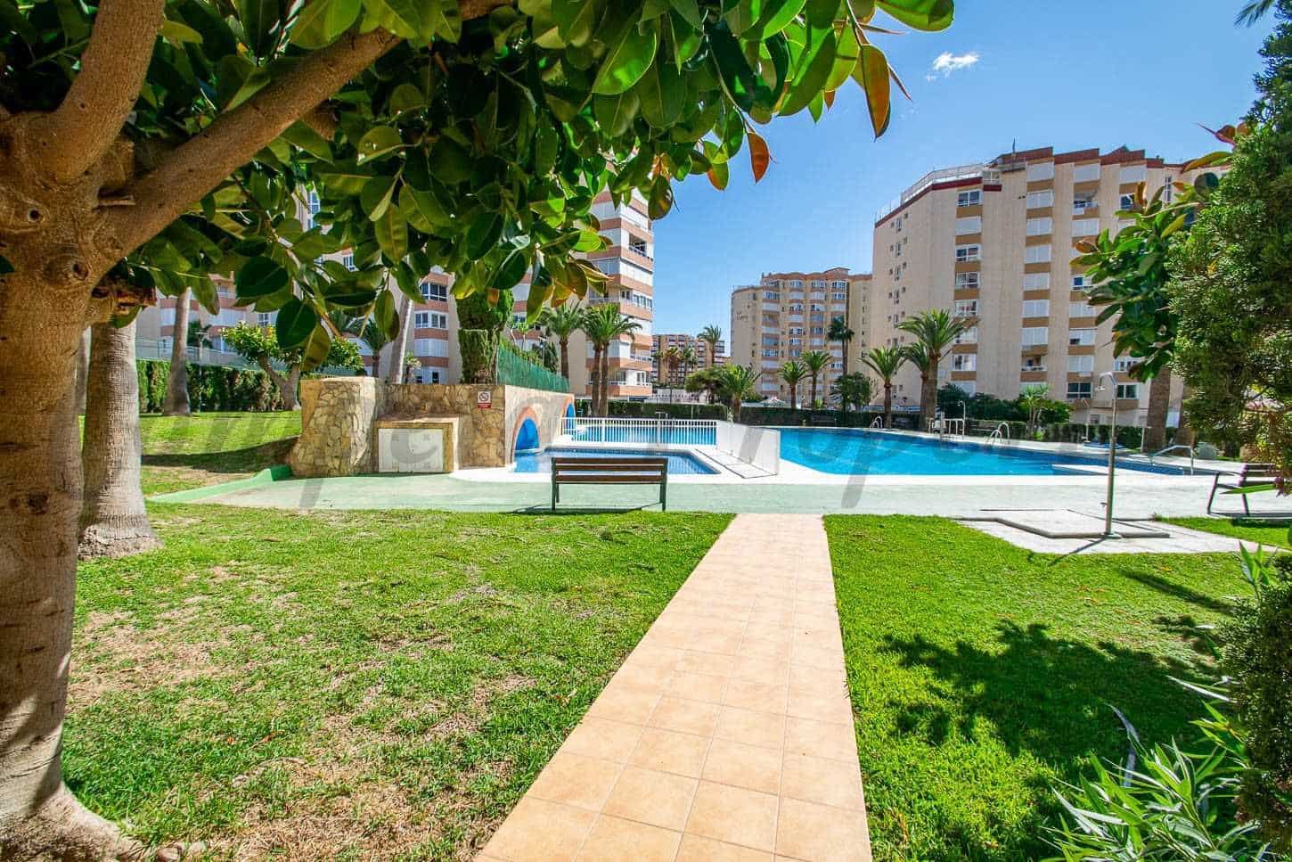 1 soverom Leilighet til leie i Torrox-Costa med svømmebasseng - € 720 (Ref: 10075812)