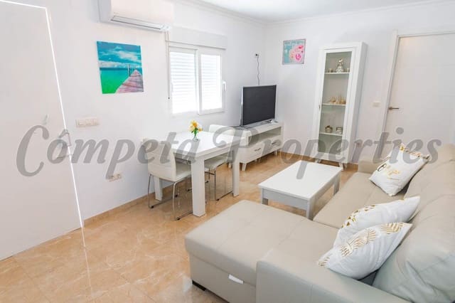 3 sovrum Finca/Hus på landet för semesterbostäder i Sayalonga med pool - 1 625 € (Ref: 10075814)