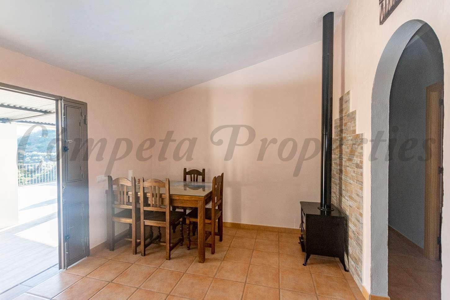 3 soverom Finca/Herregård til leie i Arenas - € 960 (Ref: 10075815)