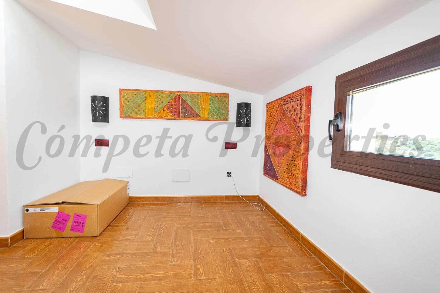 3 soverom Finca/Herregård til leie i Torrox med svømmebasseng - € 1 500 (Ref: 10075817)