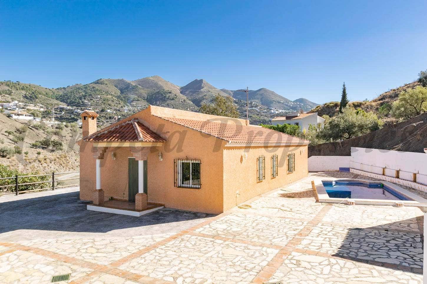 3 soverom Finca/Herregård til leie i Archez med svømmebasseng - € 1 250 (Ref: 10075822)