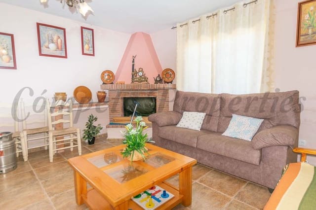 Finca/Maison de Campagne de 3 chambres à louer à Archez avec piscine - 1 250 € (Ref: 10075822)