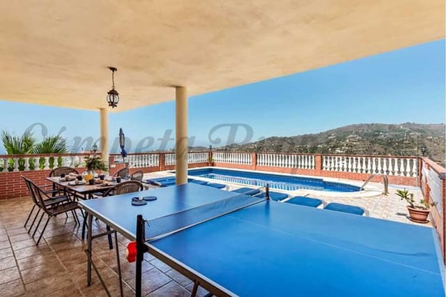 4 quarto Quinta/Casa Rural para arrendar em Torrox Pueblo, Torrox com piscina - 1 600 € (Ref: 10075826)