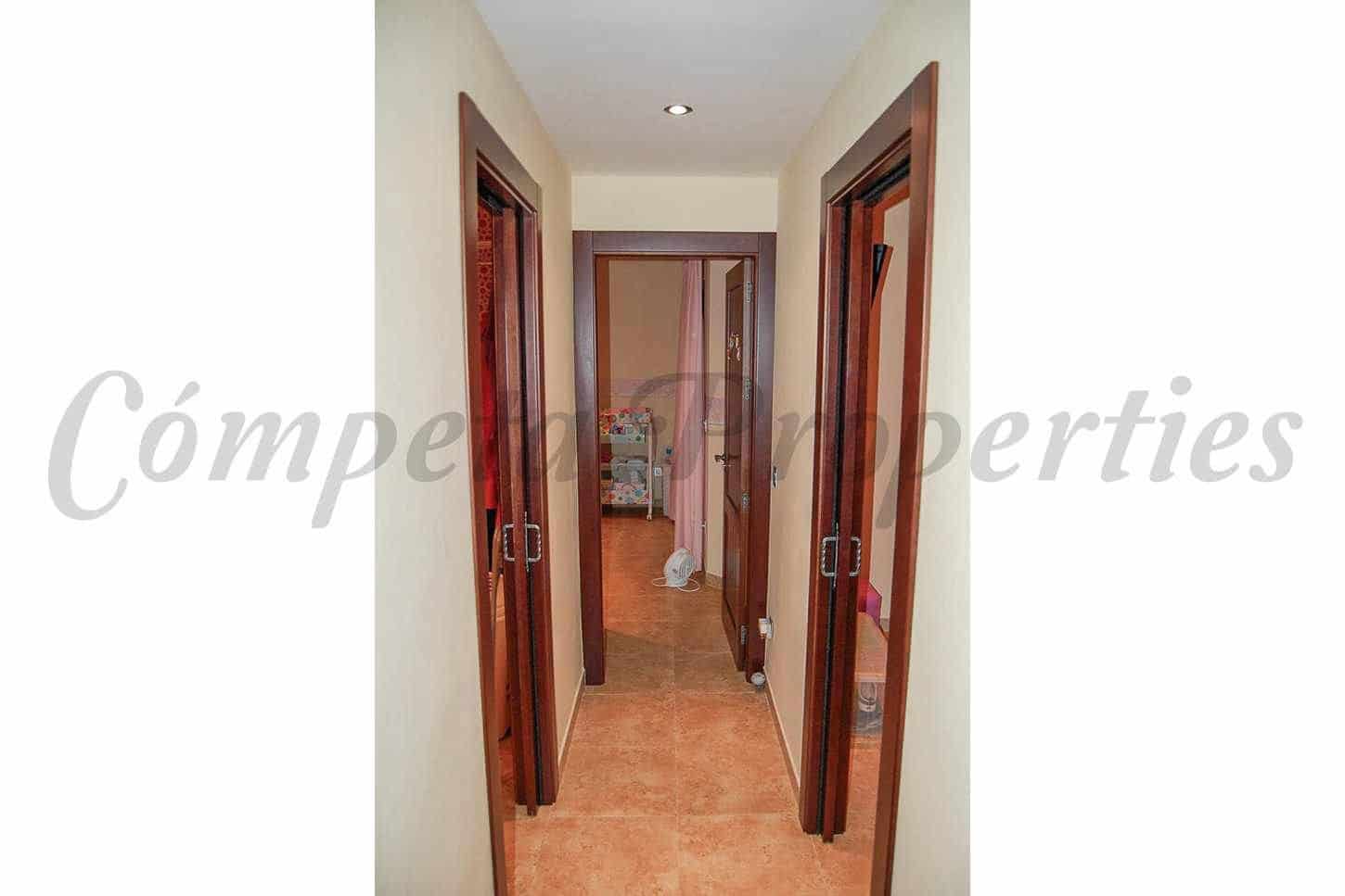 2 soveværelse Lejlighed til leje i Nerja - € 1.300 (Ref: 10075829)