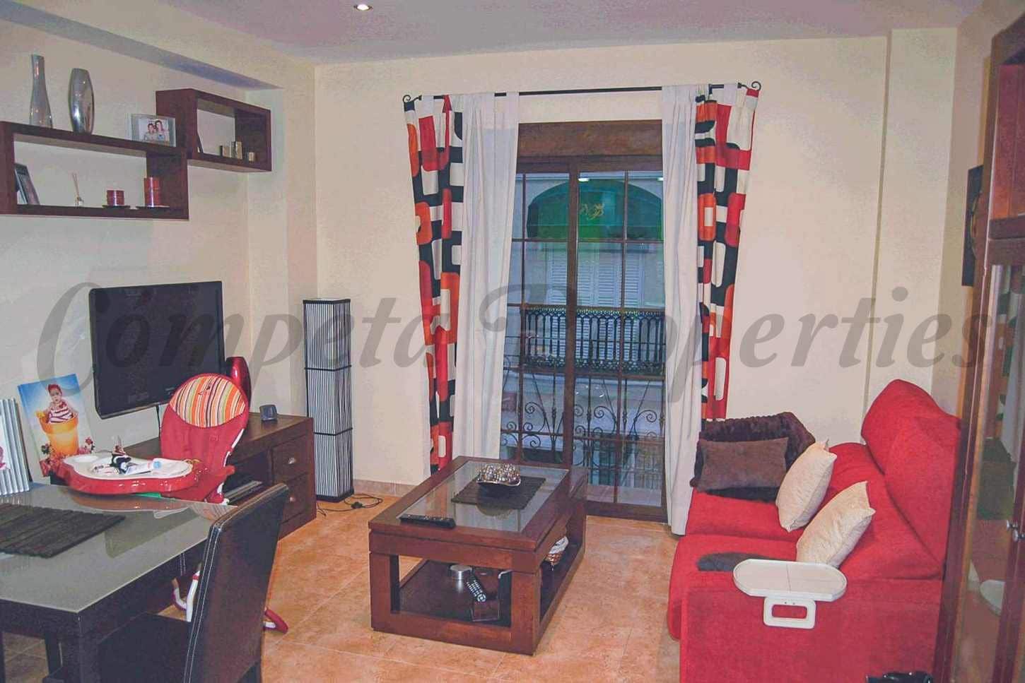 2 soveværelse Lejlighed til leje i Nerja - € 1.300 (Ref: 10075829)