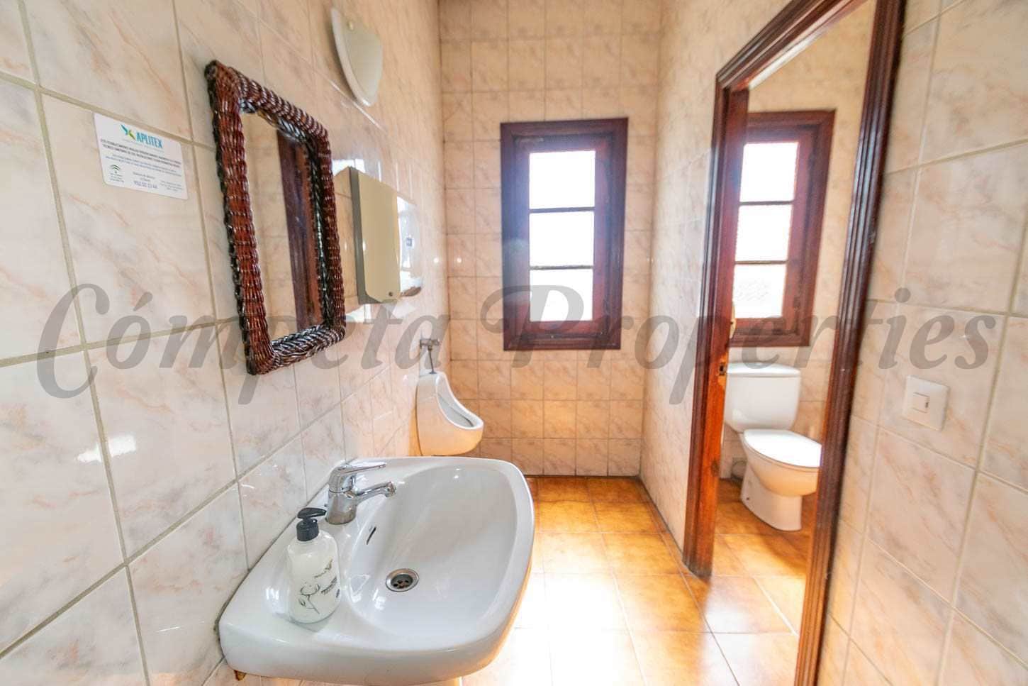 Local Comercial en Cómpeta en alquiler - 2.500 € (Ref: 10075834)