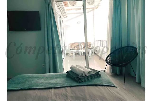 2 soverom Leilighet til leie i Nerja med svømmebasseng - € 1 250 (Ref: 10075836)