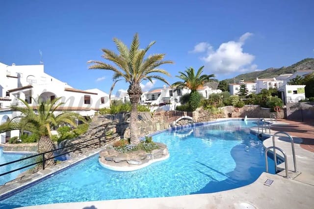 2 soverom Leilighet til leie i Nerja med svømmebasseng - € 1 250 (Ref: 10075836)