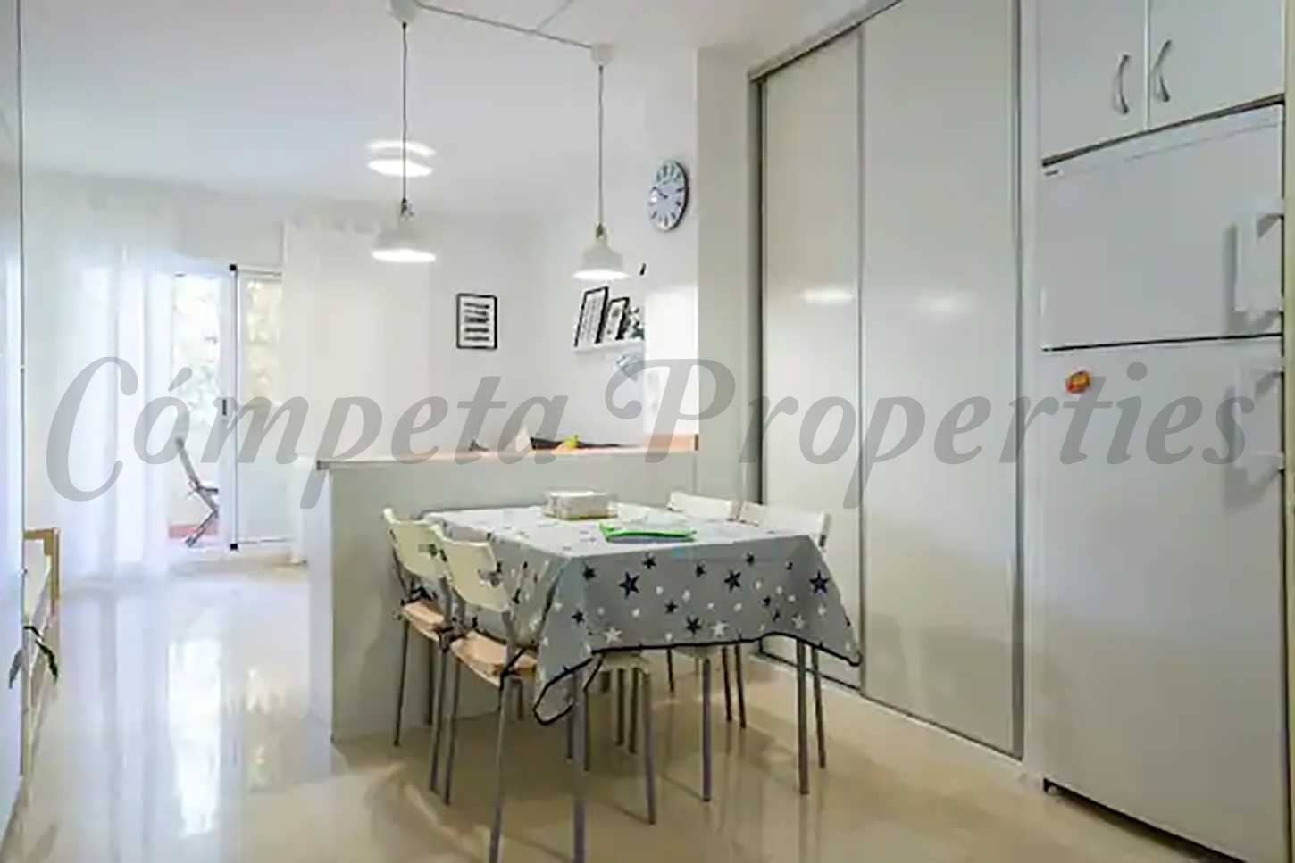 1 makuuhuone Huoneisto vuokrattavana paikassa Nerja mukana uima-altaan - 750 € (Ref: 10075837)