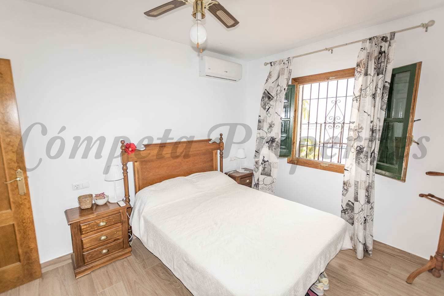 2 bedroom Apartment for rent in Nerja with pool garage - € 990 (Ref: 10075840)
