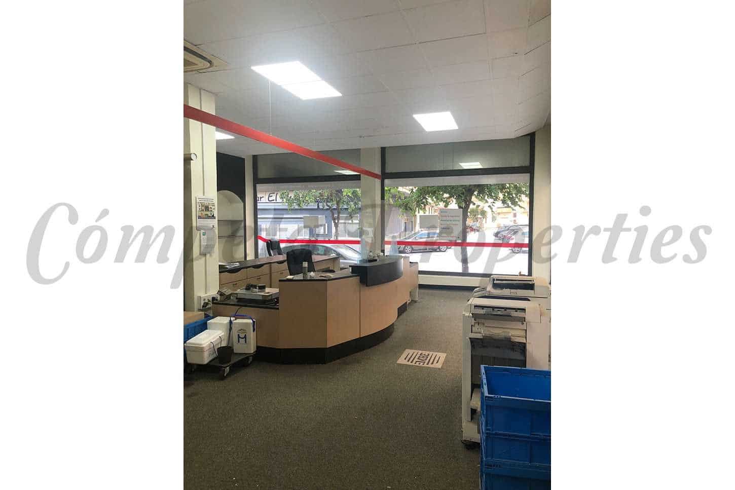 Commerciale da affittare in Velez-Malaga - 1.260 € (Rif: 10075841)