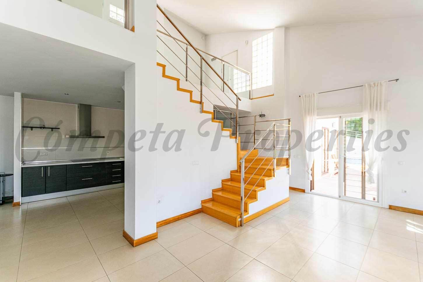 3 sovrum Finca/Hus på landet att hyra i Sayalonga med pool - 3 120 € (Ref: 10075842)