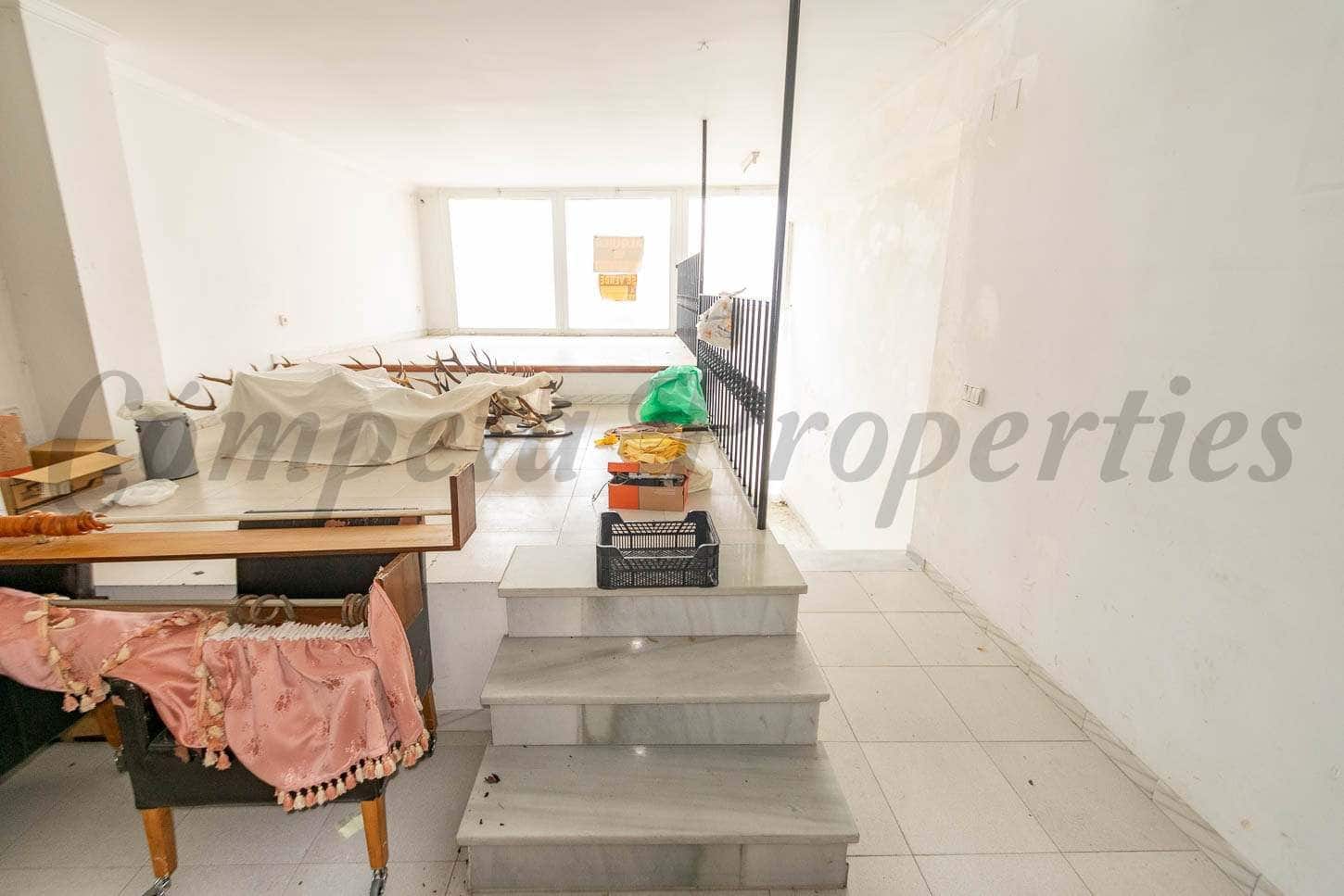 Komercyjne do wynajęcia w Torrox - 660 € (Ref: 10075843)