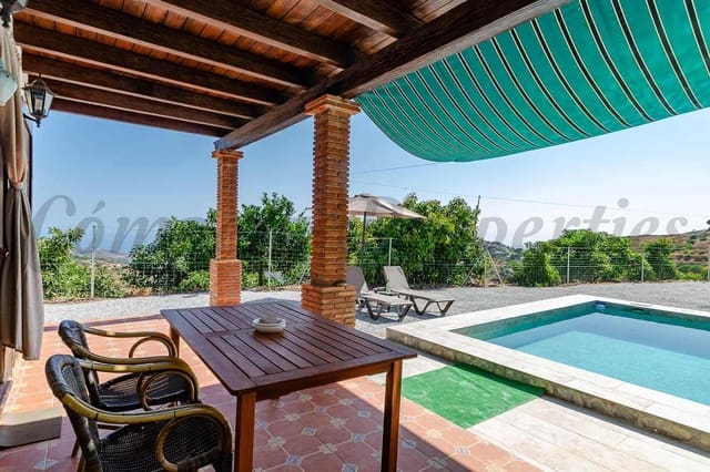 Finca/Maison de Campagne de 2 chambres à louer à Archez - 1 500 € (Ref: 10075844)