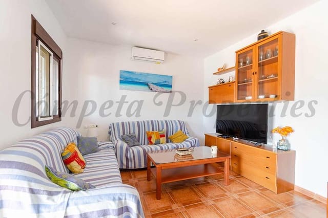 Finca/Maison de Campagne de 2 chambres à louer à Archez - 1 500 € (Ref: 10075844)