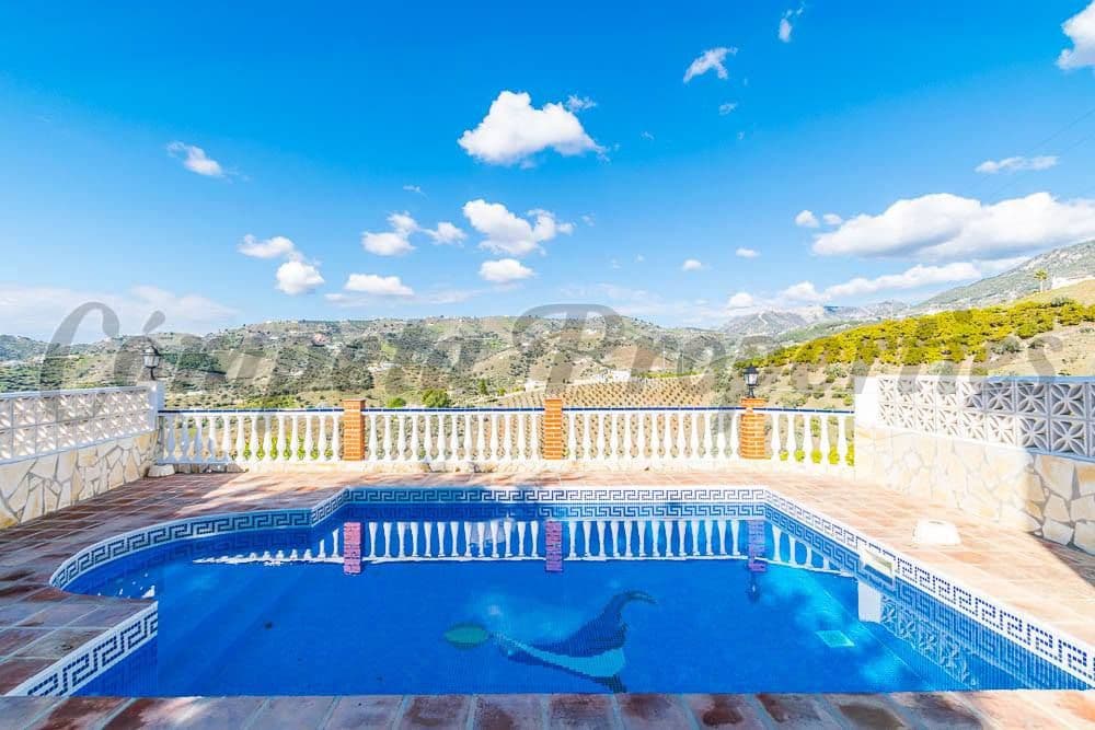 3 sovrum Finca/Hus på landet för semesterbostäder i Frigiliana med pool garage - 700 € (Ref: 10075849)