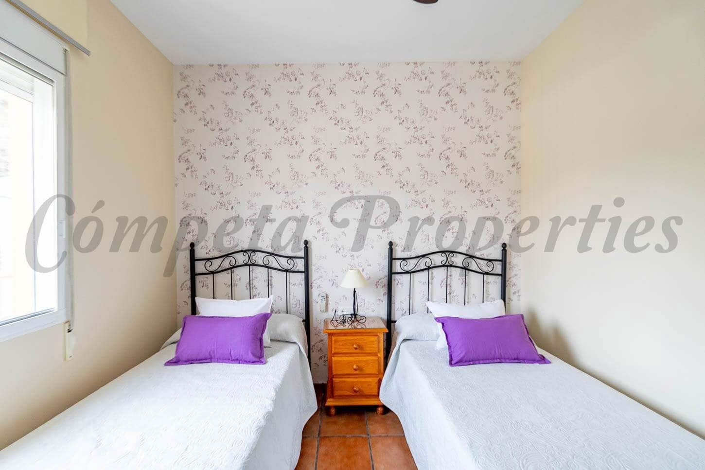 3 camera da letto Finca/Casa di Campagna da affitare come casa vacanza in Torrox con piscina garage - 1.350 € (Rif: 10075850)