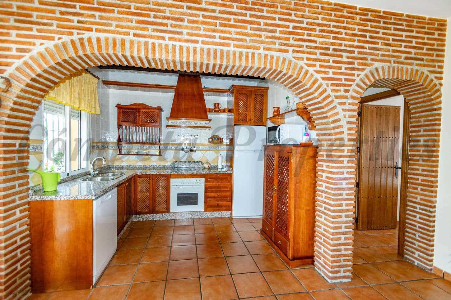 3 camera da letto Finca/Casa di Campagna da affitare come casa vacanza in Torrox con piscina garage - 1.350 € (Rif: 10075850)