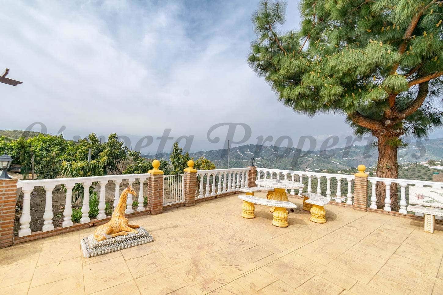 3 camera da letto Finca/Casa di Campagna da affitare come casa vacanza in Torrox con piscina garage - 1.350 € (Rif: 10075850)