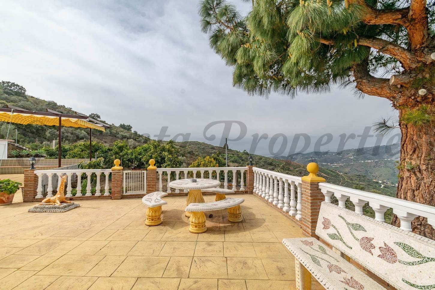 3 camera da letto Finca/Casa di Campagna da affitare come casa vacanza in Torrox con piscina garage - 1.350 € (Rif: 10075850)