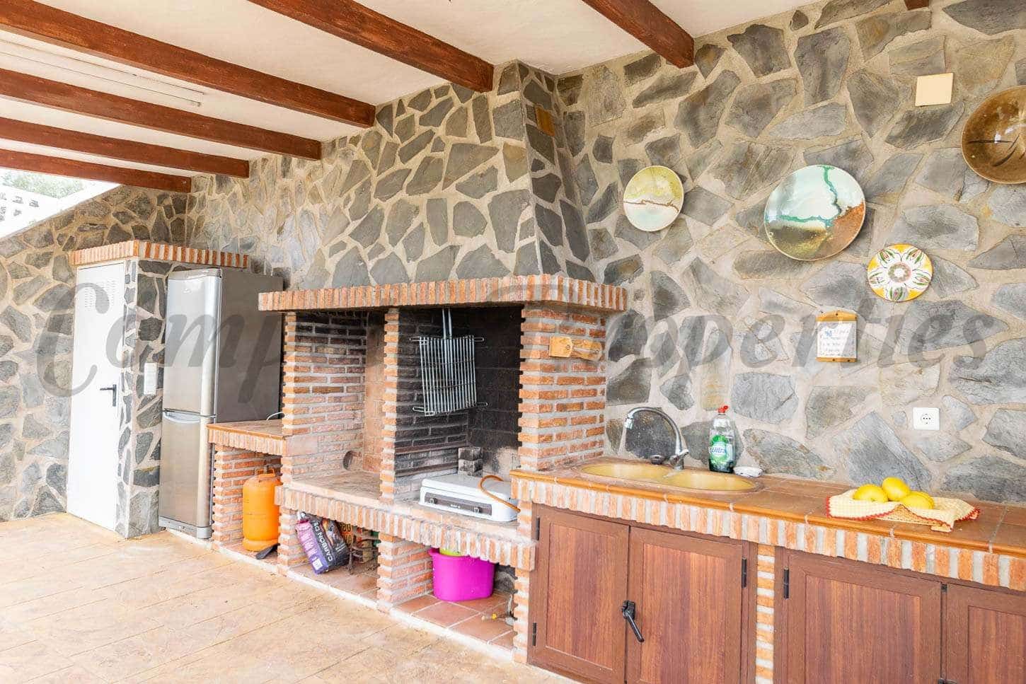 3 camera da letto Finca/Casa di Campagna da affitare come casa vacanza in Torrox con piscina garage - 1.350 € (Rif: 10075850)