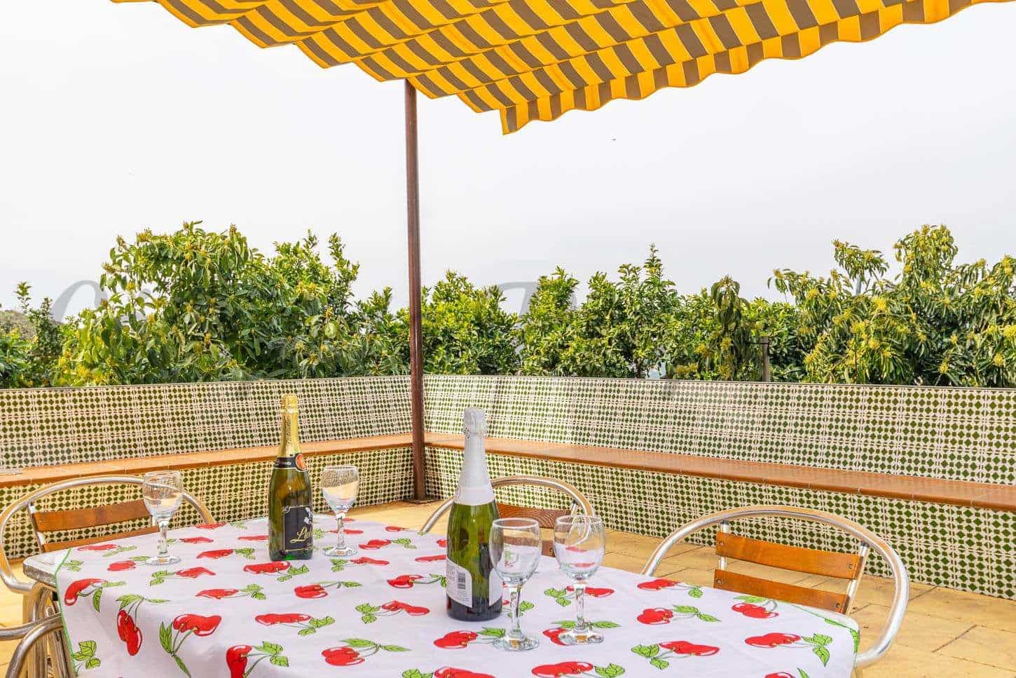 3 camera da letto Finca/Casa di Campagna da affitare come casa vacanza in Torrox con piscina garage - 1.350 € (Rif: 10075850)