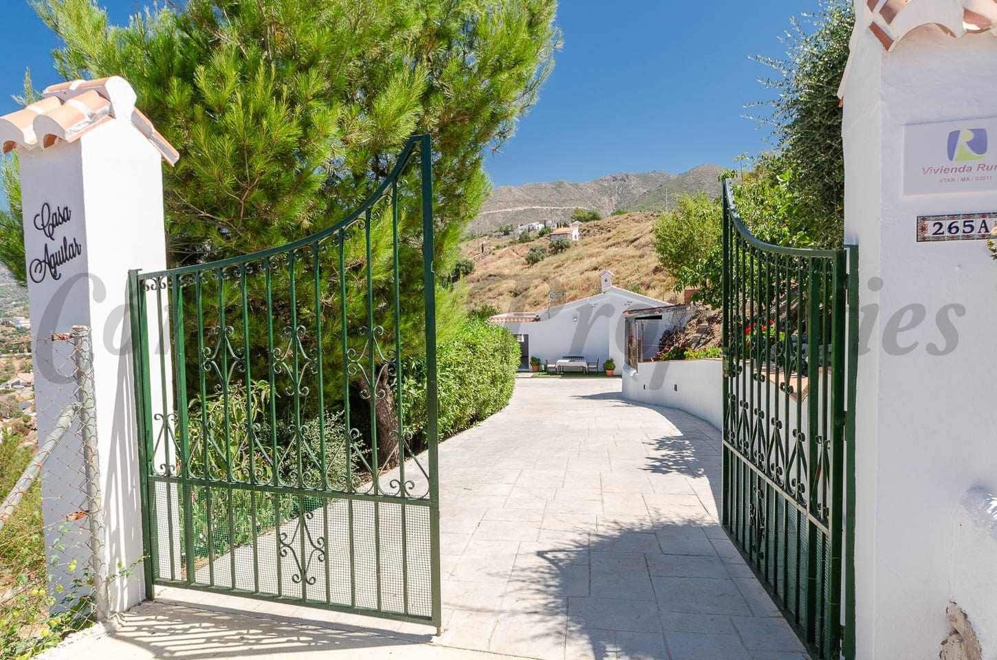 2 soverom Finca/Herregård til leie i Competa med svømmebasseng - € 850 (Ref: 10075857)