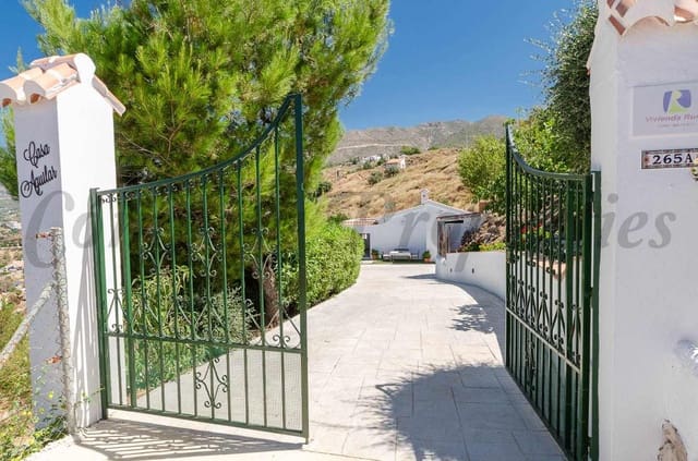 2 soverom Finca/Herregård til leie i Cómpeta med svømmebasseng - € 850 (Ref: 10075857)